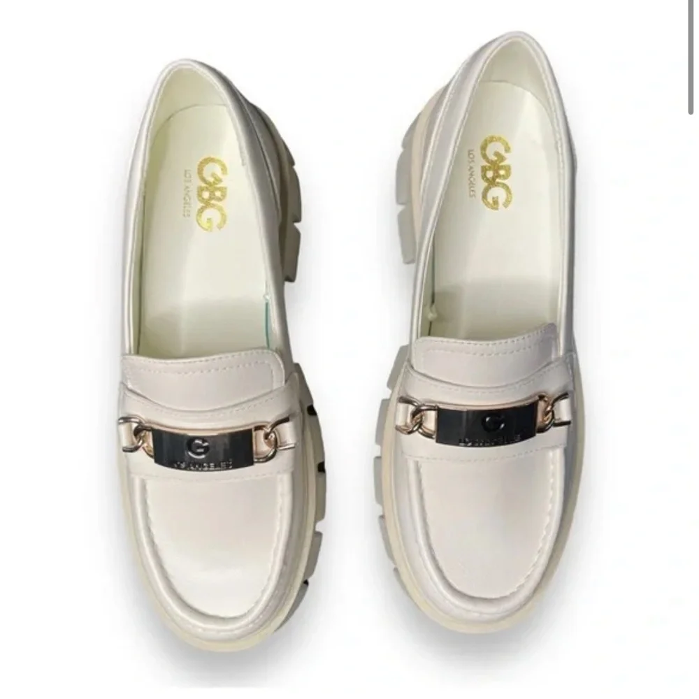 Guess GBG Los Angeles Chunky Loafers Lug Sole Gold Logo size 7